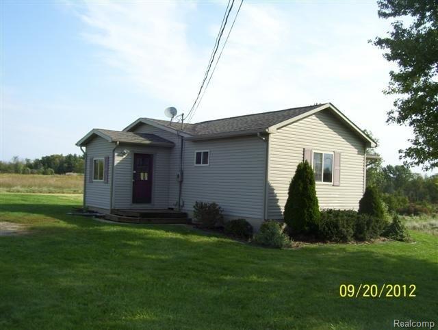 11165 East Bristol Road Davison, MI 48423 - Photo 1 of 20 11165 Bristol.jpg