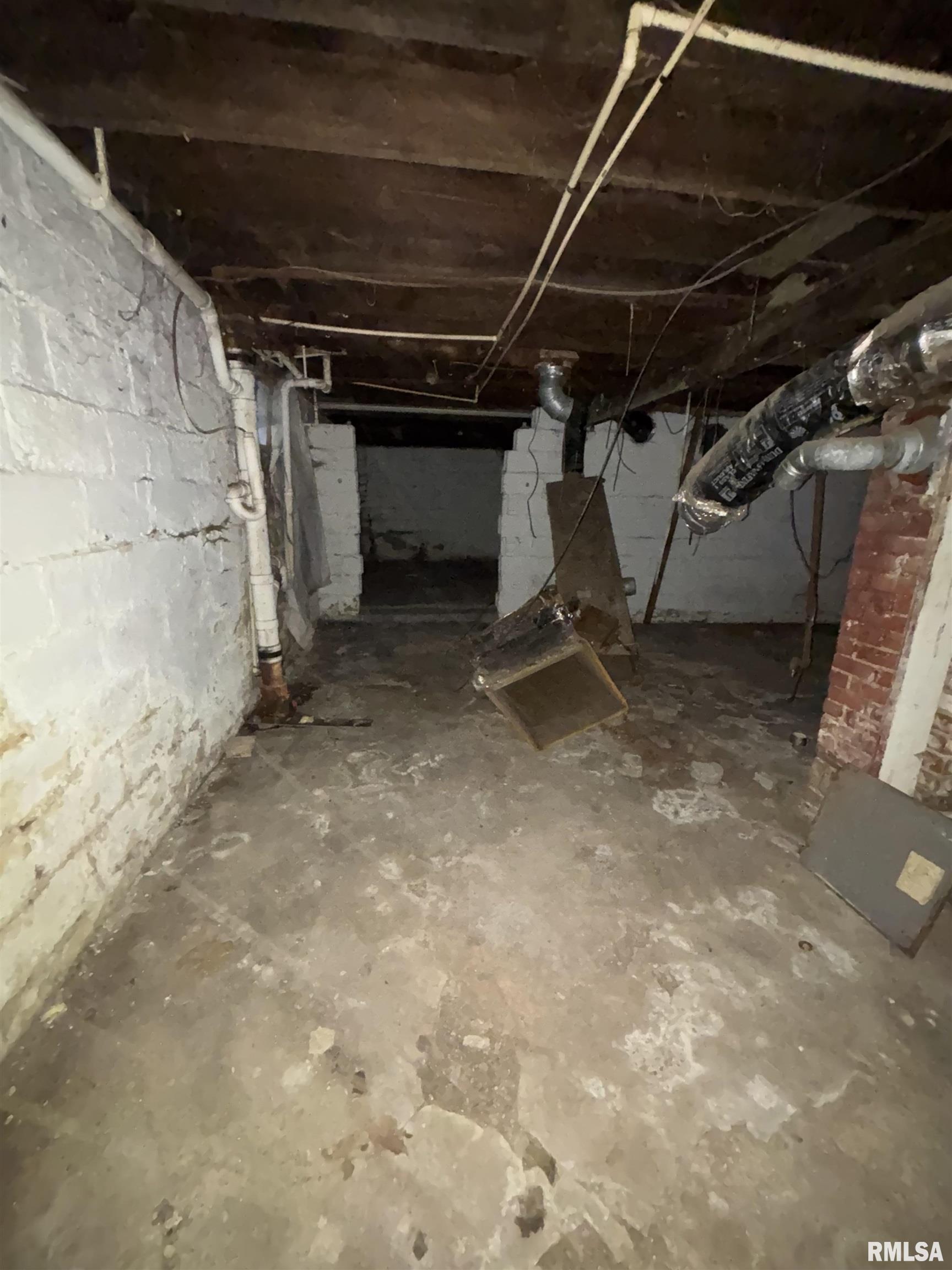 515 Mary Street Peoria, IL 61603 - Photo 21 of 44