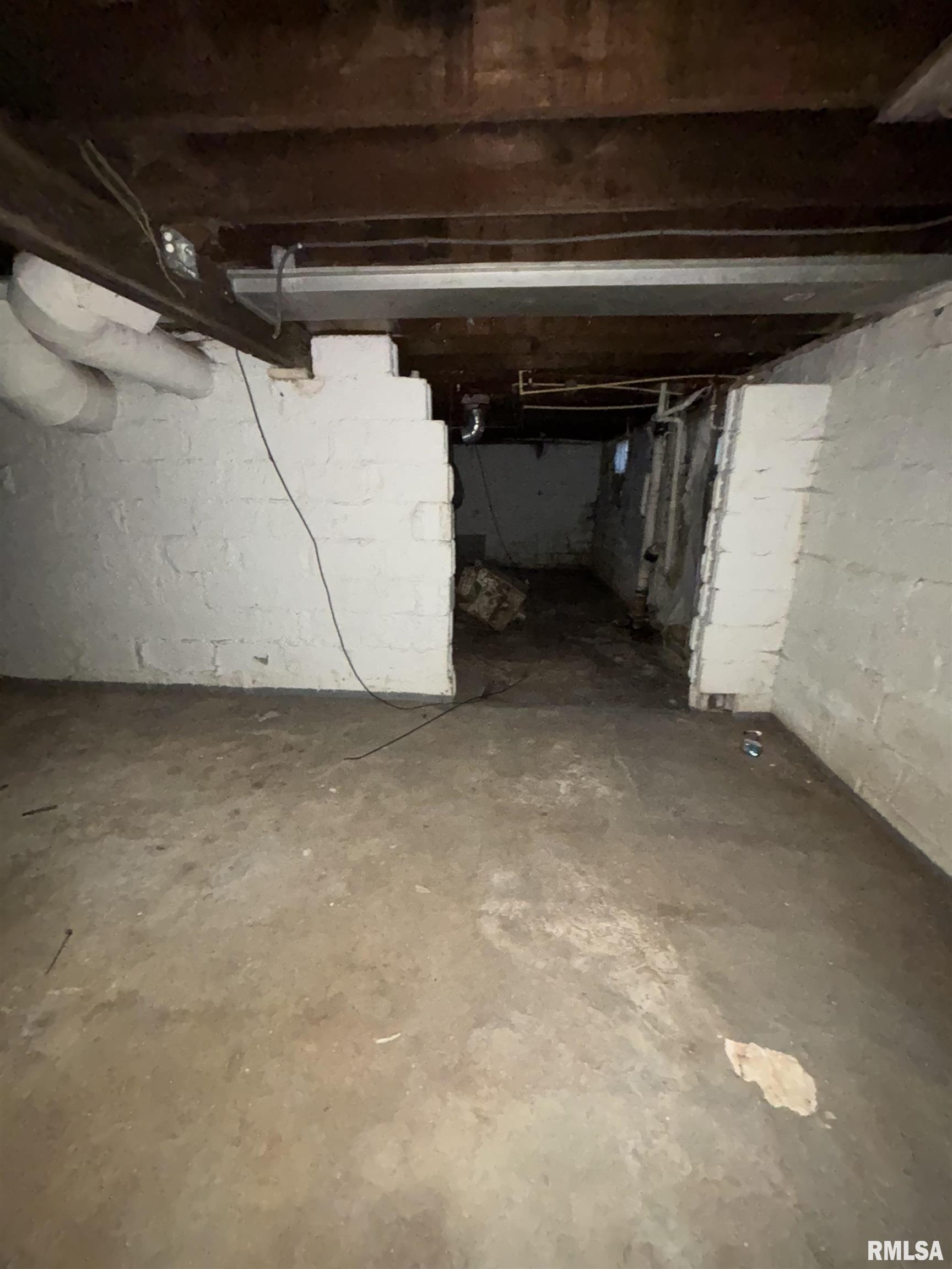 515 Mary Street Peoria, IL 61603 - Photo 26 of 44