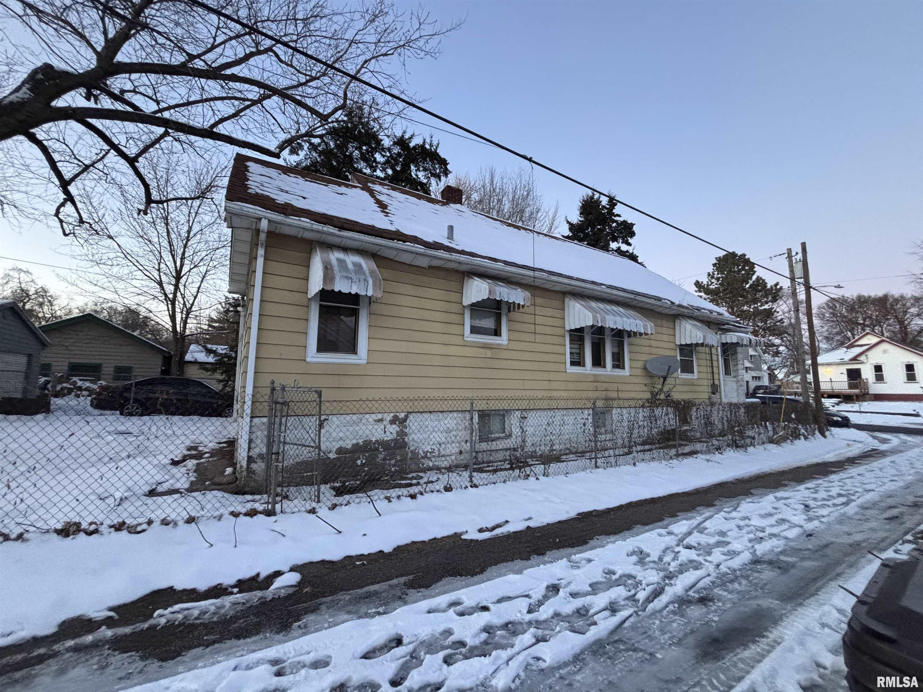 515 Mary Street Peoria, IL 61603 - Photo 35 of 44