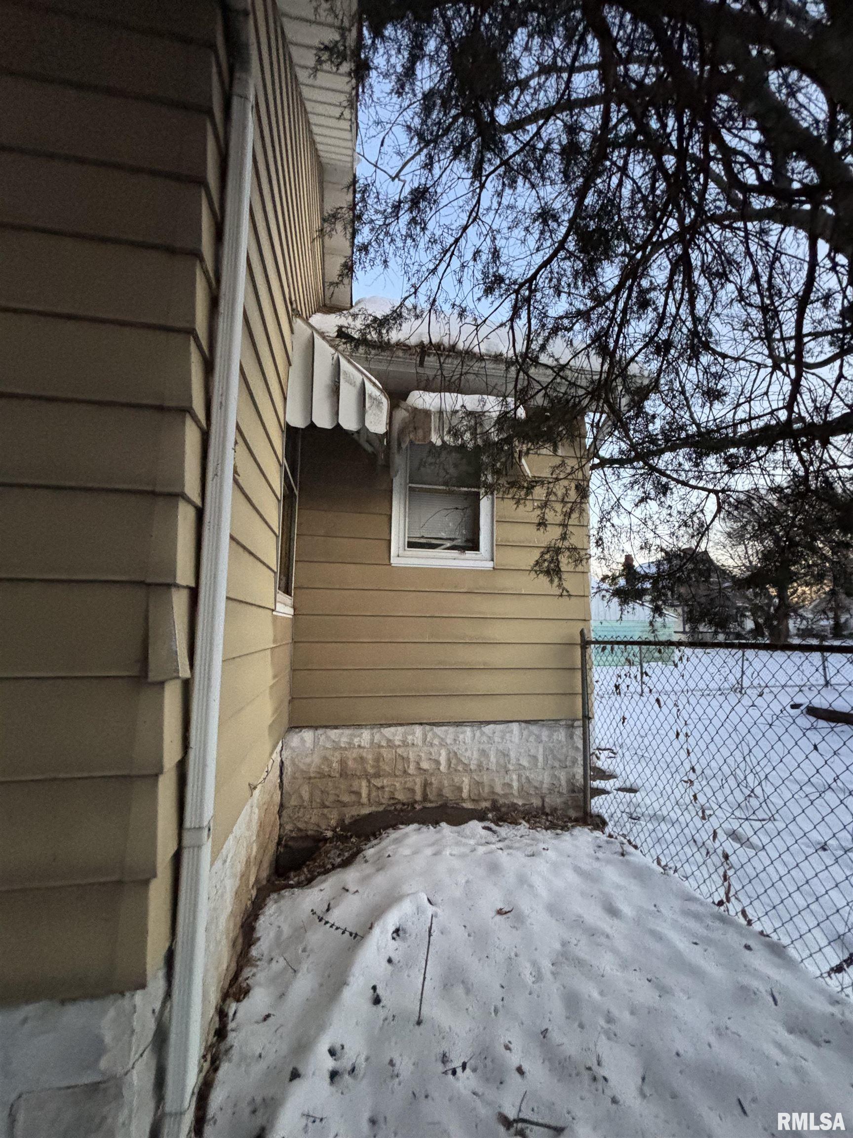 515 Mary Street Peoria, IL 61603 - Photo 42 of 44