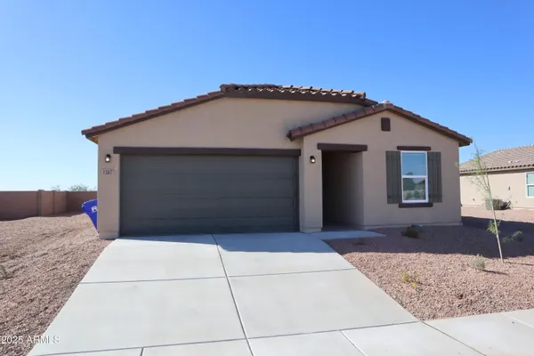 $1,900 | 1267 West Flowstone Trail, Benson, AZ 85602