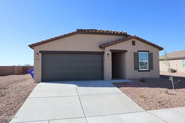$2,000 | 1267 West Flowstone Trail, Benson, AZ 85602