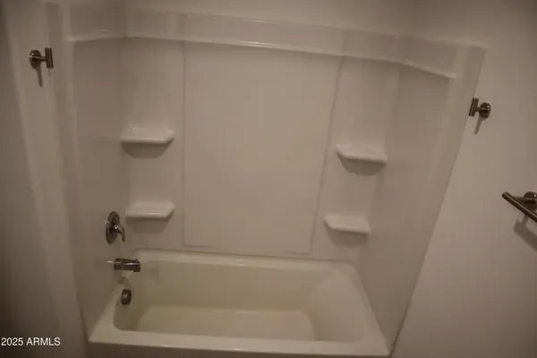 $2,000 | 1267 West Flowstone Trail, Benson, AZ 85602