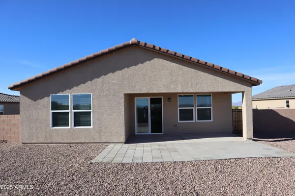 $2,000 | 1267 West Flowstone Trail, Benson, AZ 85602