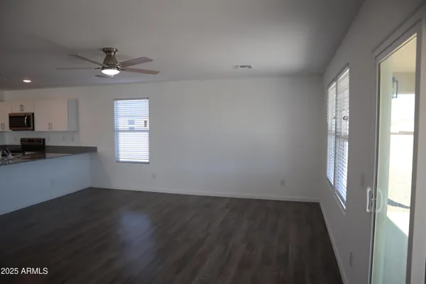 $2,000 | 1267 West Flowstone Trail, Benson, AZ 85602