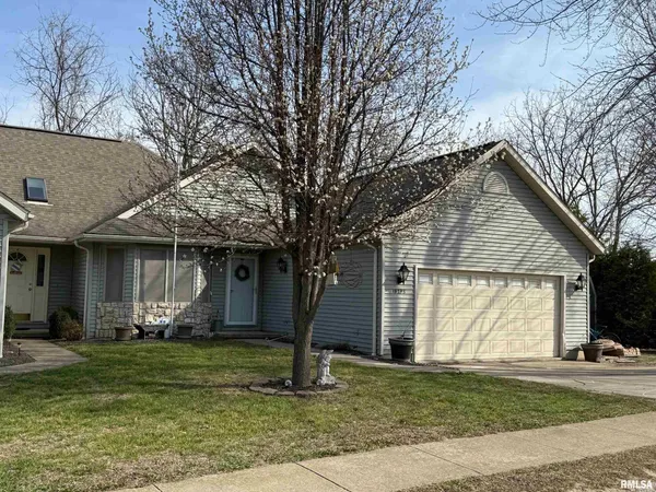 $159,000 | 19298 Pinecrest Road, Petersburg, IL 62675