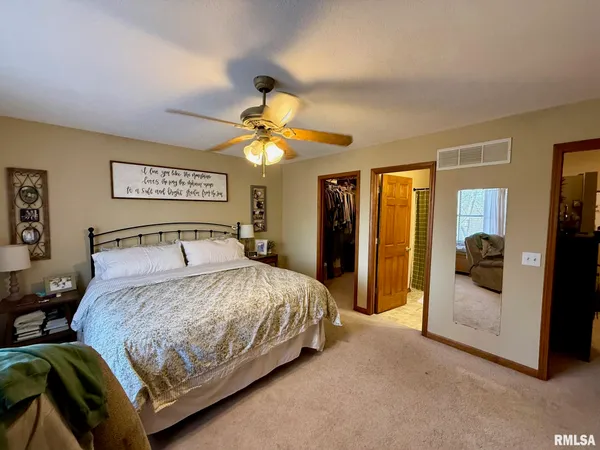 $159,000 | 19298 Pinecrest Road, Petersburg, IL 62675