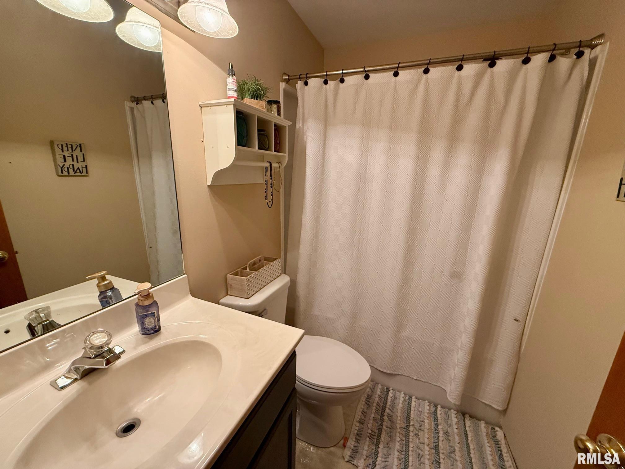 19298 Pinecrest Road Petersburg, IL 62675 - Photo 16 of 29