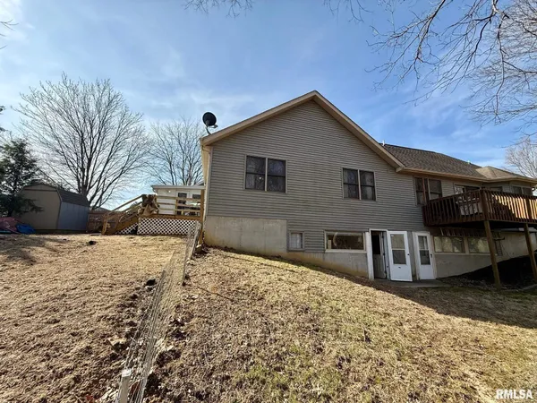 $159,000 | 19298 Pinecrest Road, Petersburg, IL 62675