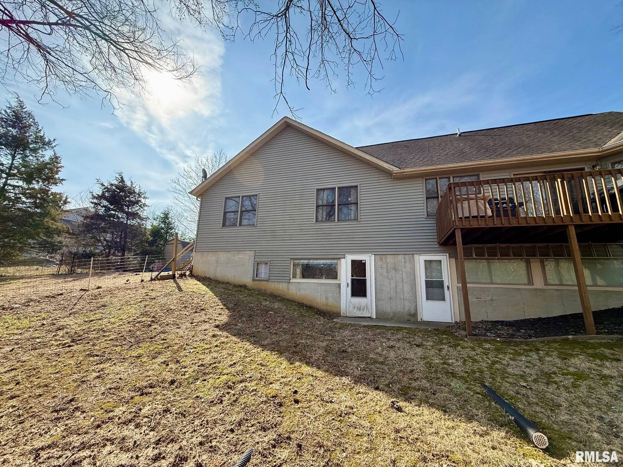 19298 Pinecrest Road Petersburg, IL 62675 - Photo 26 of 29