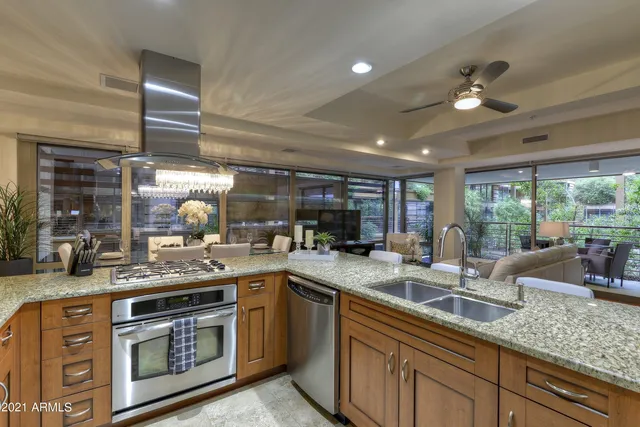 $795,000 | 7157 East Rancho Vista Drive, Unit 2012, Scottsdale, AZ 85251