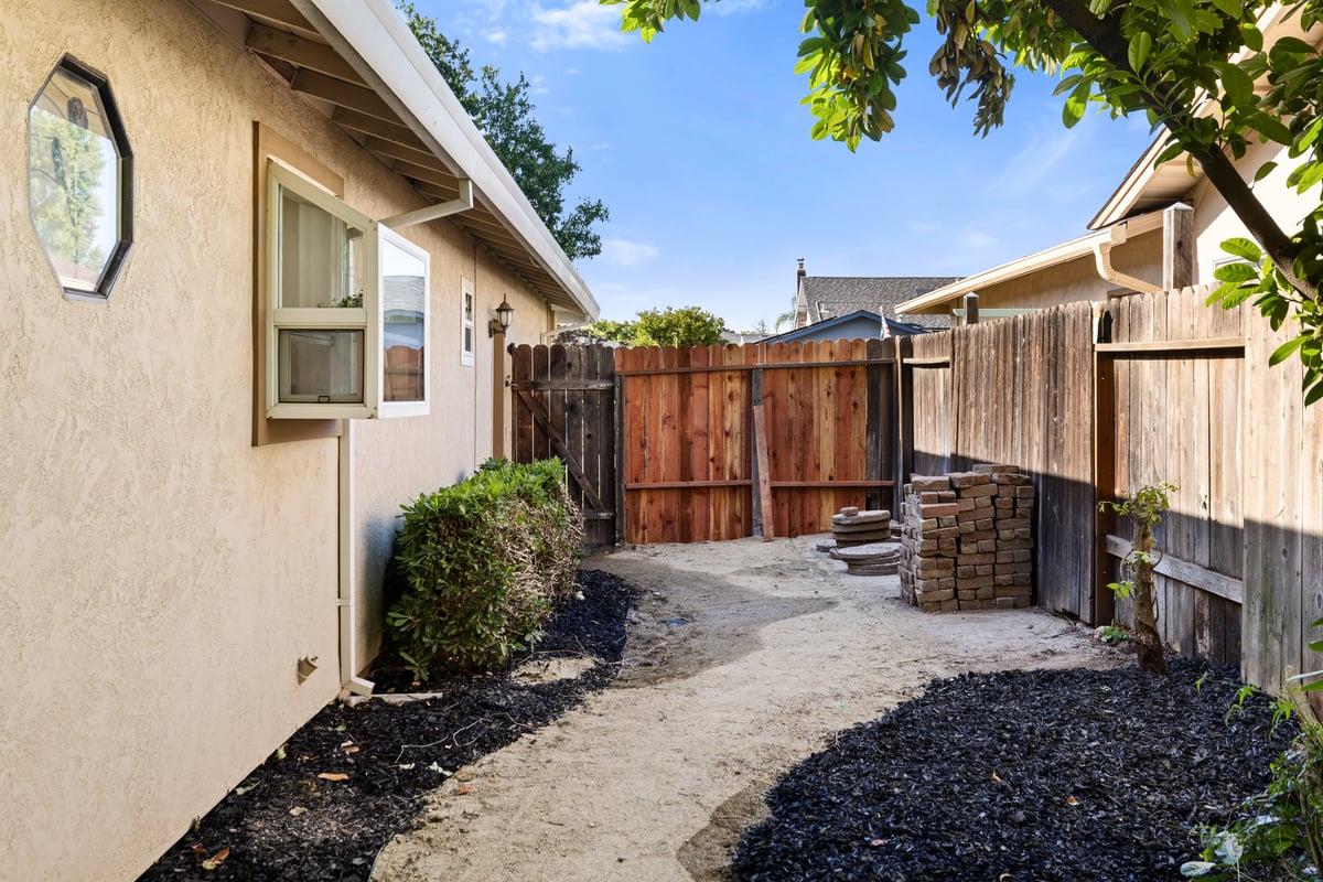 5706 Jeff Way Carmichael, CA 95608 - Photo 30 of 48