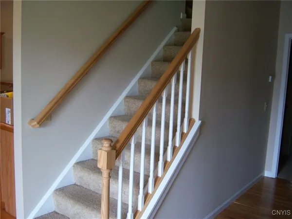 $2,250 | 5598 St Elmos Drive, Cicero, NY 13029