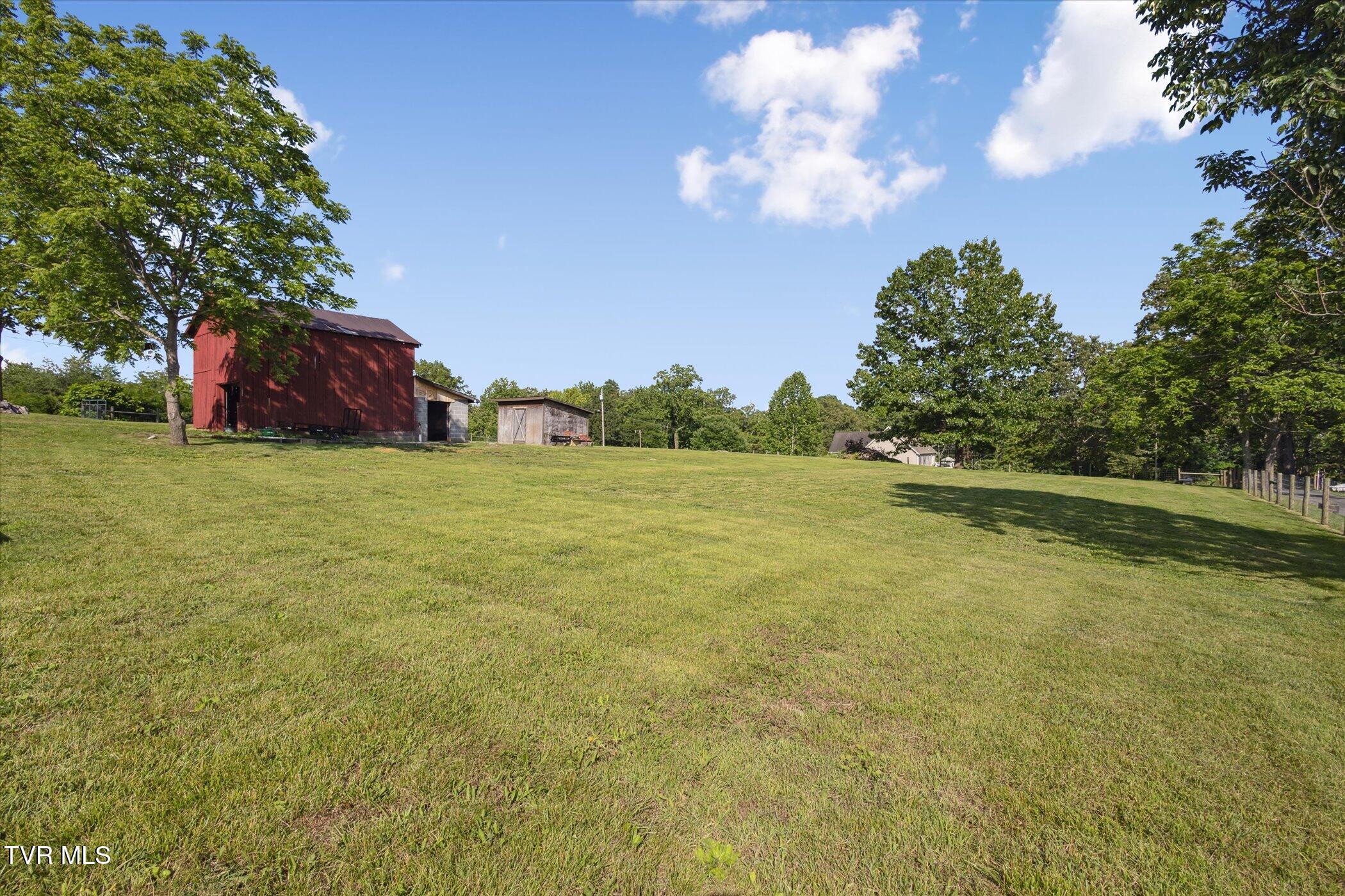 108 Durham Road Johnson City, TN 37615 - Photo 6 of 24 07-109-Durham-Rd-Gray-TN-37615-WindowSti