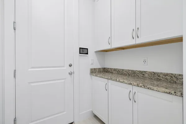 $9,750 | 13577 Artisan Circle, Palm Beach Gardens, FL 33418