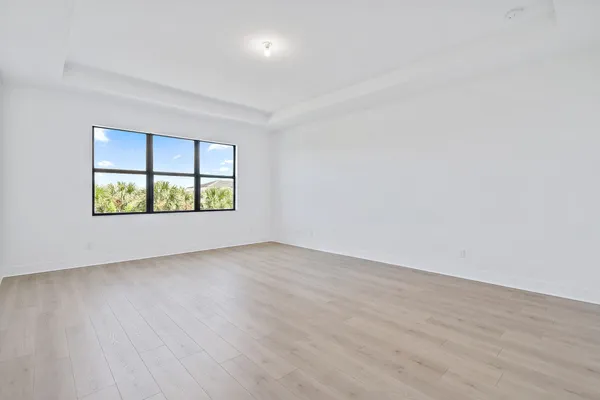 $9,750 | 13577 Artisan Circle, Palm Beach Gardens, FL 33418