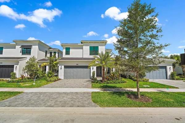 $9,750 | 13577 Artisan Circle, Palm Beach Gardens, FL 33418