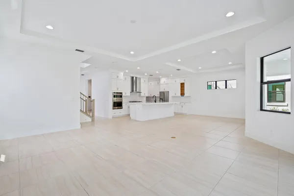 $9,750 | 13577 Artisan Circle, Palm Beach Gardens, FL 33418