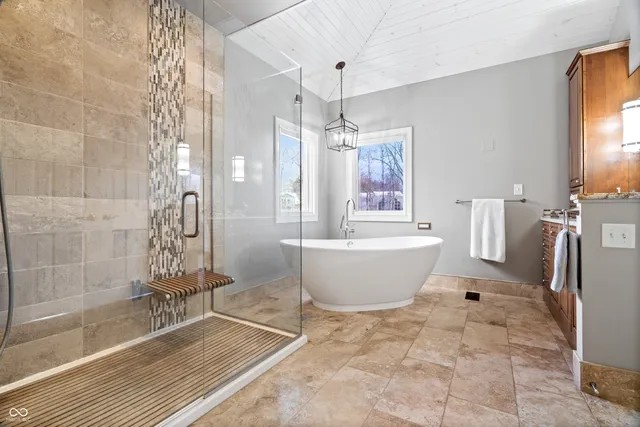 $1,575,000 | 9806 Gulfstream Court, Fishers, IN 46037