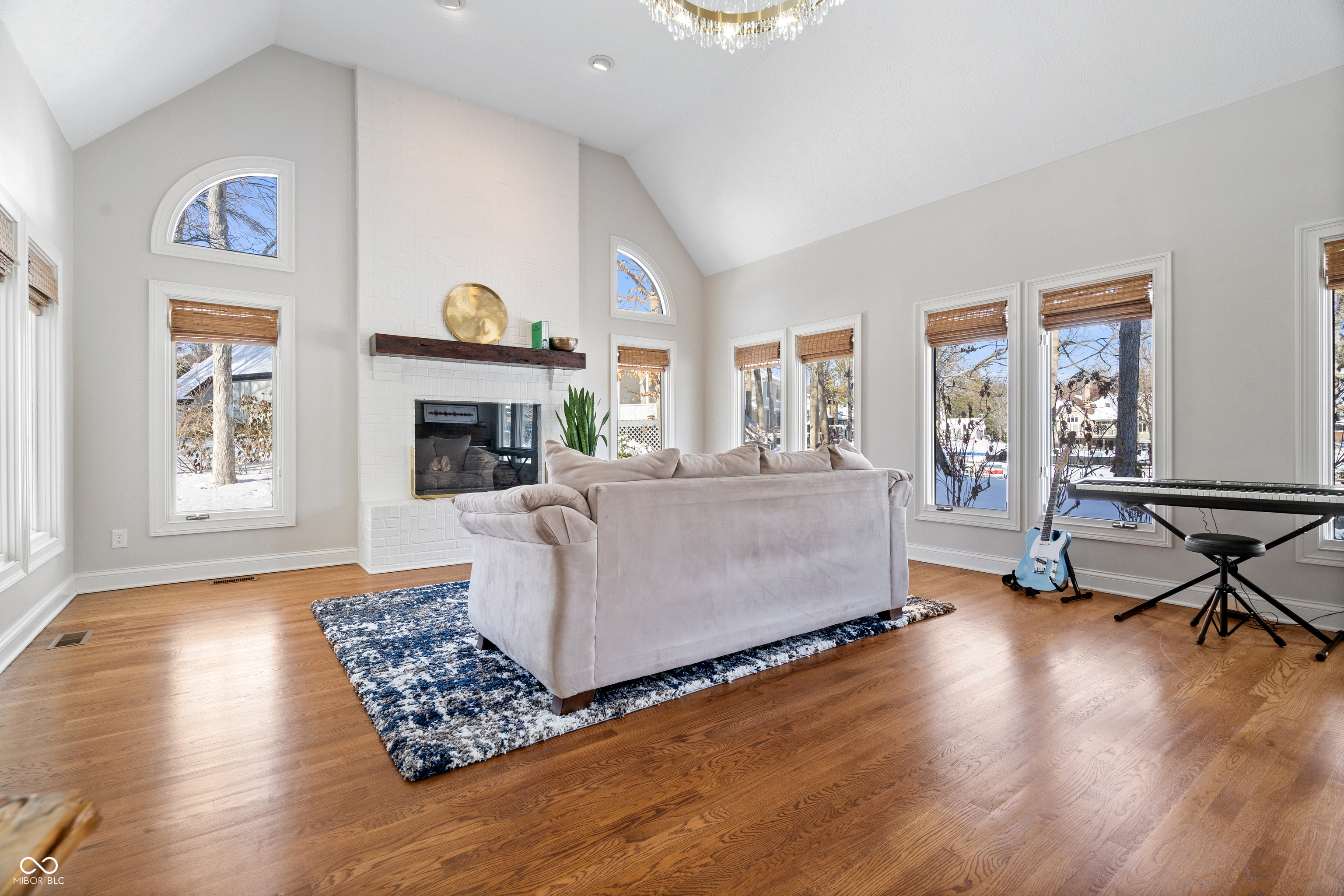 9806 Gulfstream Court Fishers, IN 46037 - Photo 9 of 59