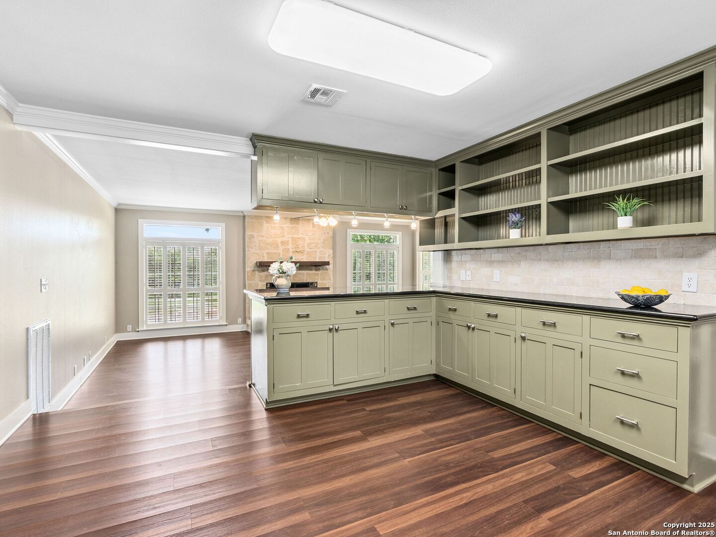 146-144 Ranger Creek Road Boerne, TX 78006 - Photo 12 of 50 a kitchen with a wooden floor and a window