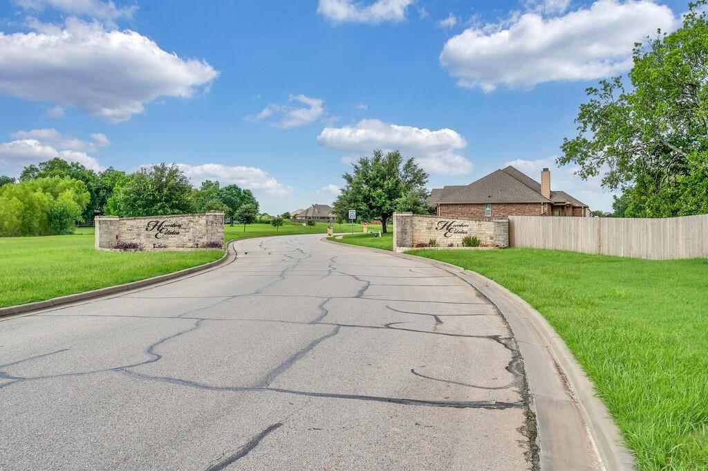 550 Hunton Lane Robinson, TX 76706 - Photo 34 of 35 View of asphalt street with curbs