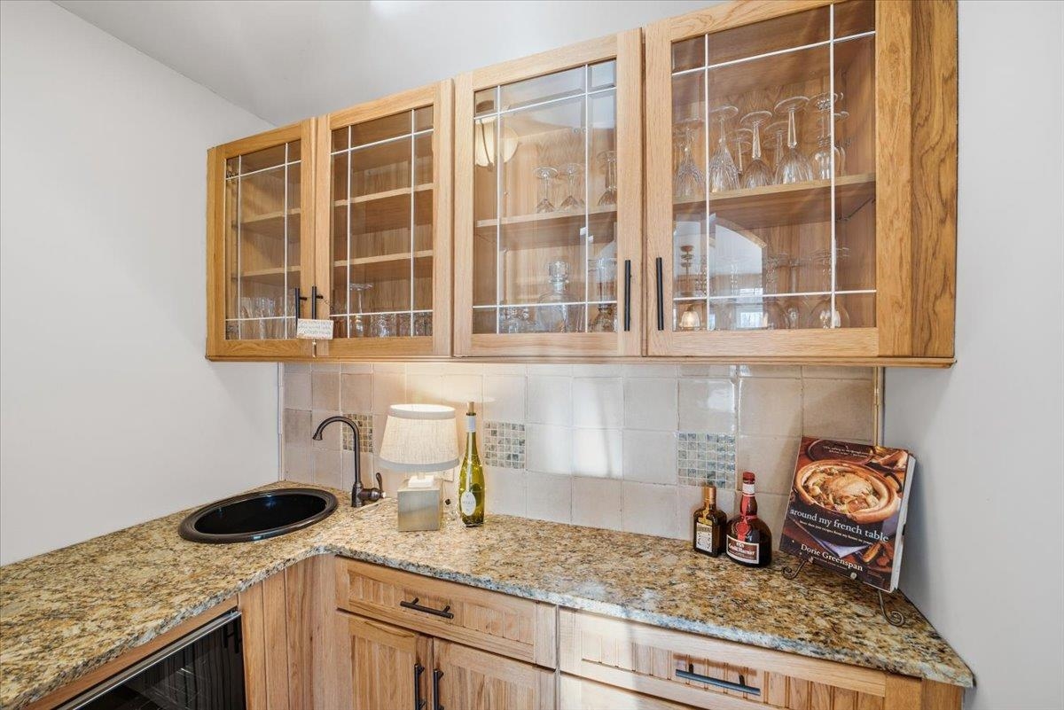 60 Holiday Point Road North Hero, VT 05474 - Photo 15 of 54