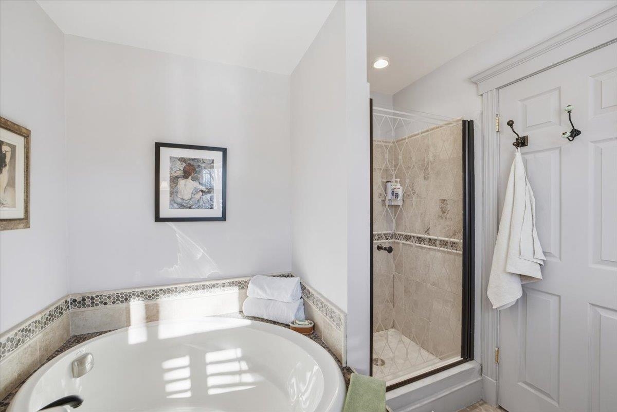 60 Holiday Point Road North Hero, VT 05474 - Photo 23 of 54