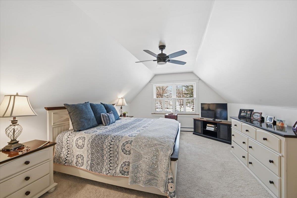 60 Holiday Point Road North Hero, VT 05474 - Photo 37 of 54