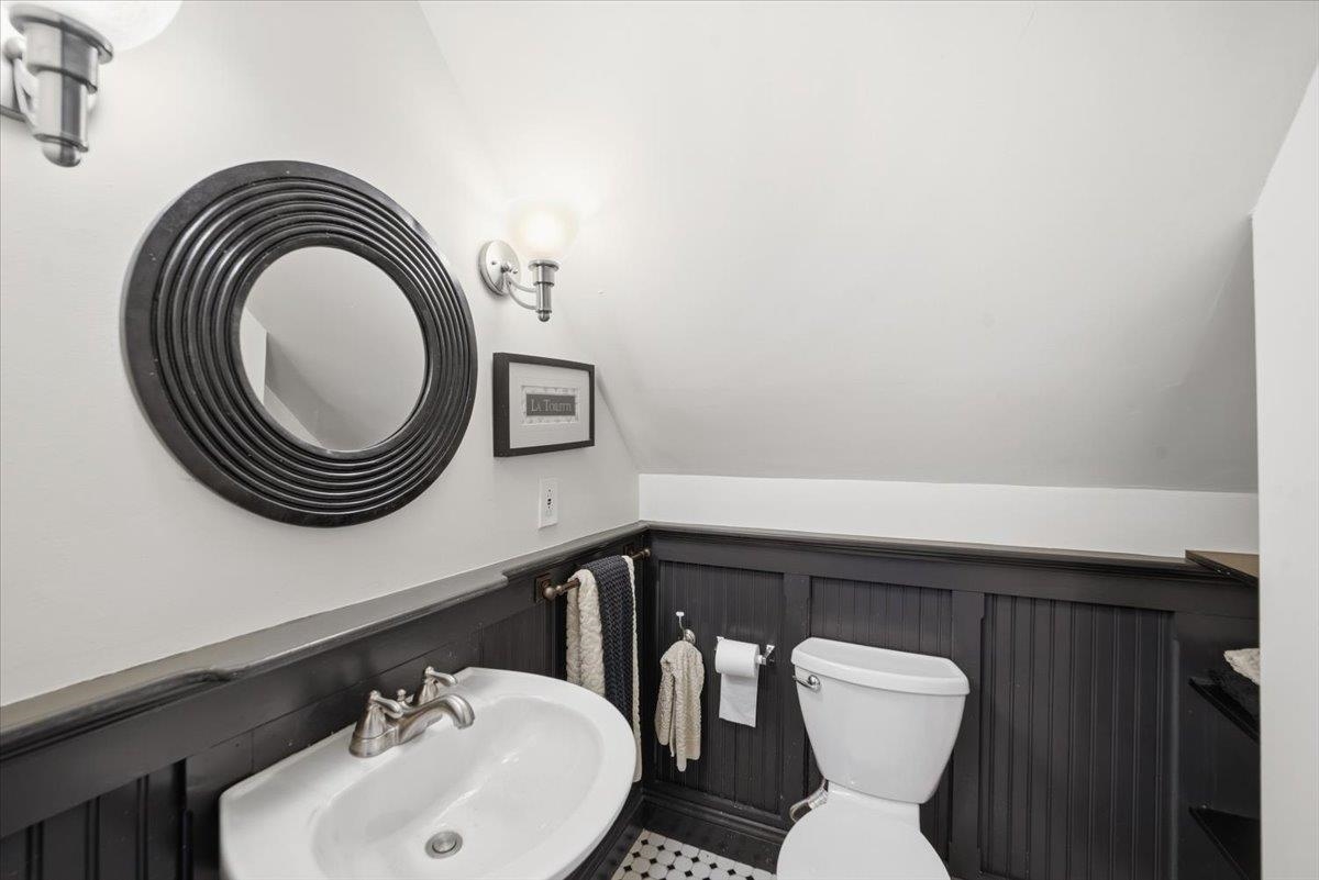 60 Holiday Point Road North Hero, VT 05474 - Photo 41 of 54