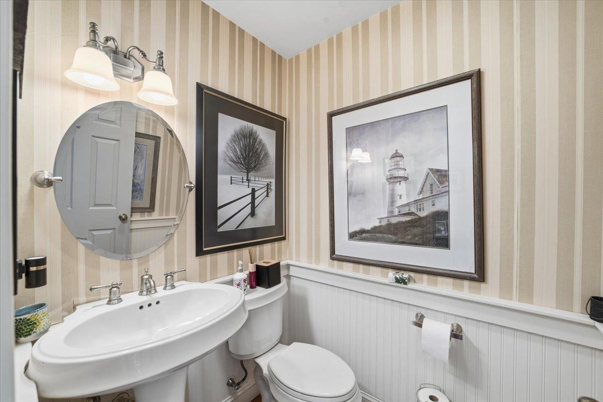 60 Holiday Point Road North Hero, VT 05474 - Photo 44 of 54