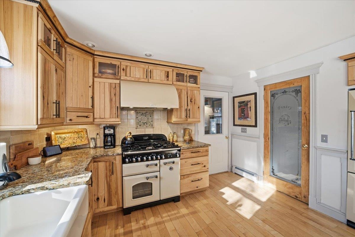 60 Holiday Point Road North Hero, VT 05474 - Photo 10 of 54