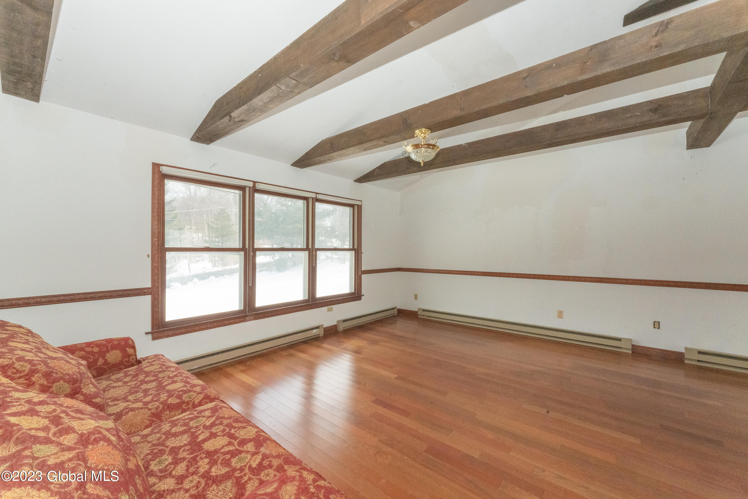 11 Weatherwax Road Poestenkill, NY 12198 - Photo 8 of 33 1 Living 1
