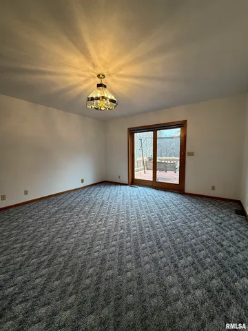 $325,000 | 14850 Ray Road, Rushville, IL 62681