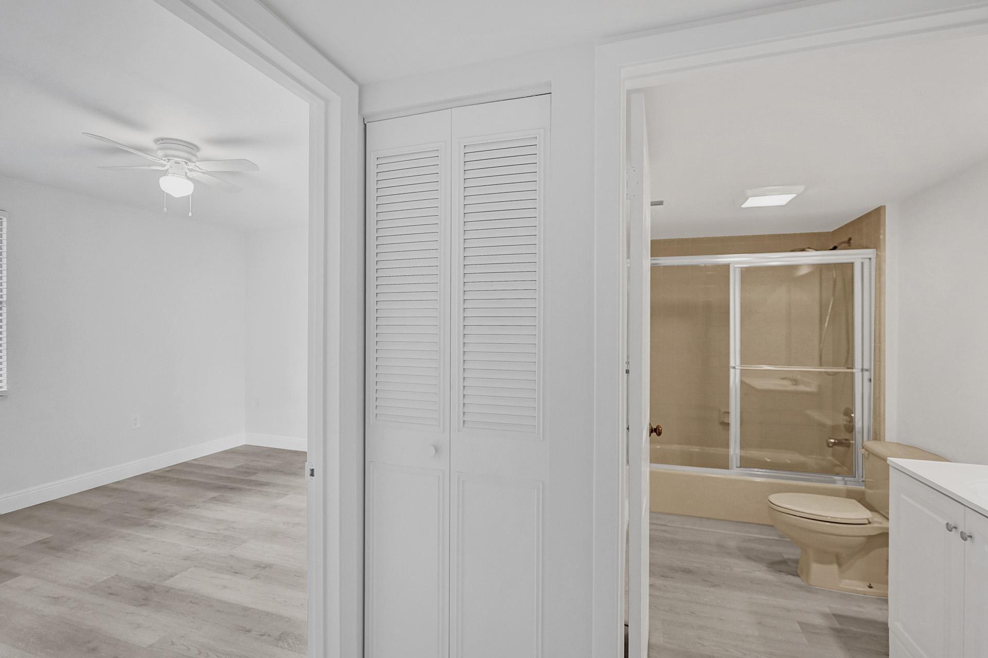 6061 Balboa Circle, Unit 103 Boca Raton, FL 33433 - Photo 13 of 34 DSC03369