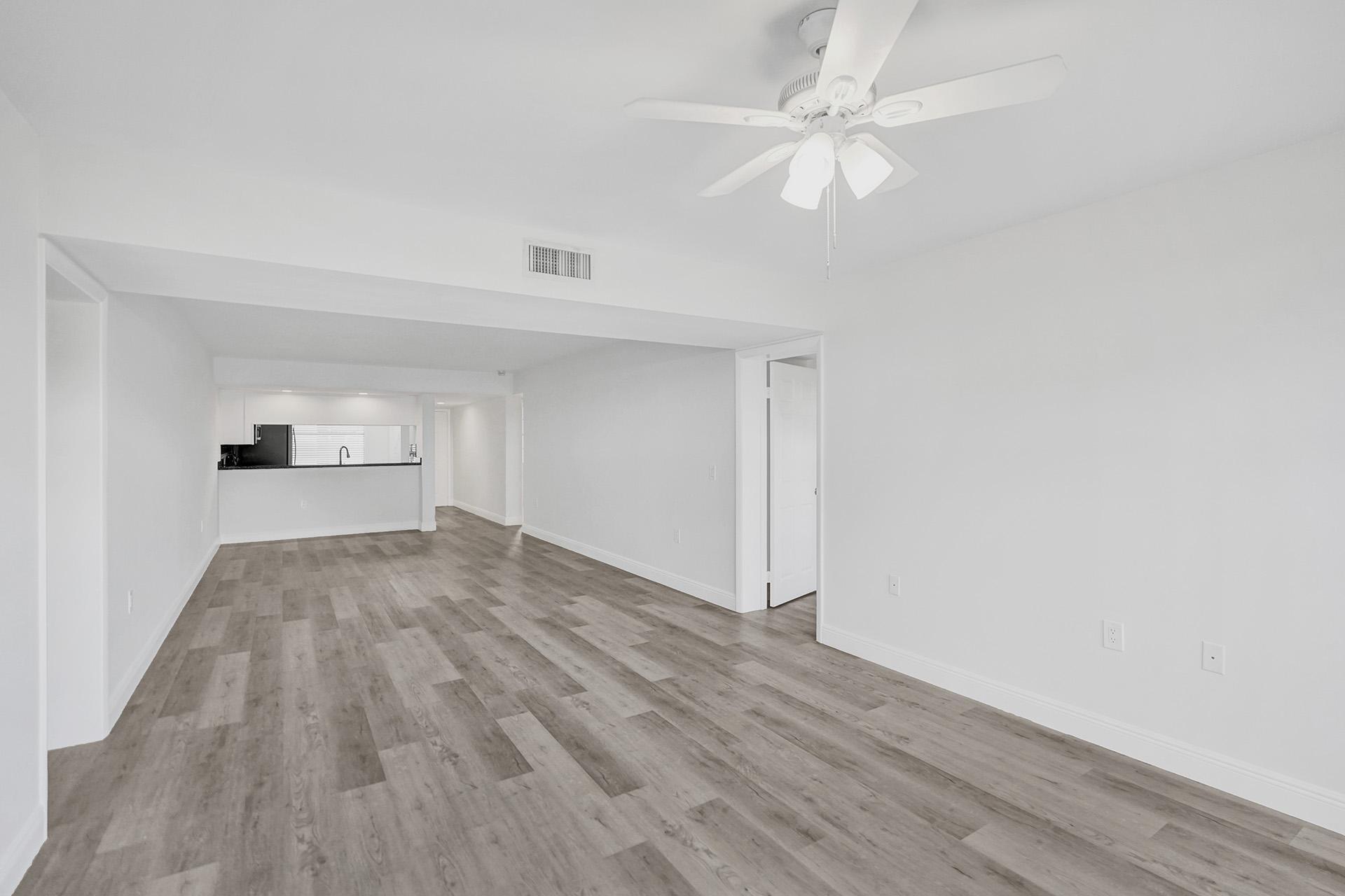 6061 Balboa Circle, Unit 103 Boca Raton, FL 33433 - Photo 20 of 34 DSC03390