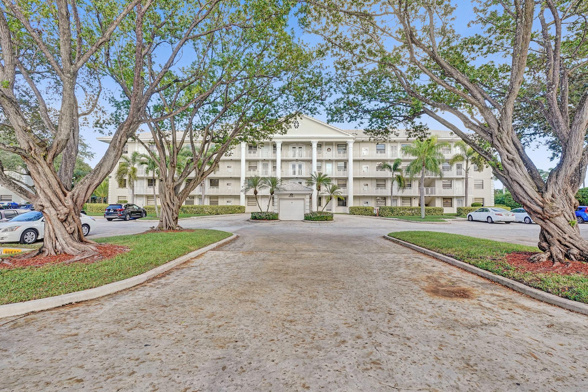 6061 Balboa Circle, Unit 103 Boca Raton, FL 33433 - Photo 2 of 34 DSC03336