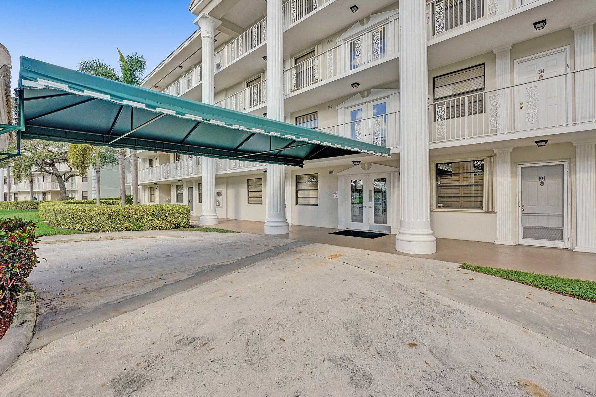 6061 Balboa Circle, Unit 103 Boca Raton, FL 33433 - Photo 3 of 34 DSC03339