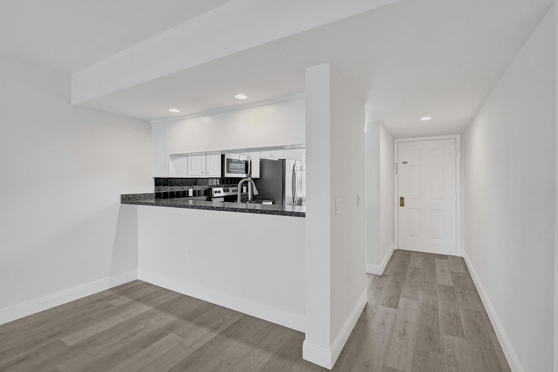6061 Balboa Circle, Unit 103 Boca Raton, FL 33433 - Photo 31 of 34 DSC03423