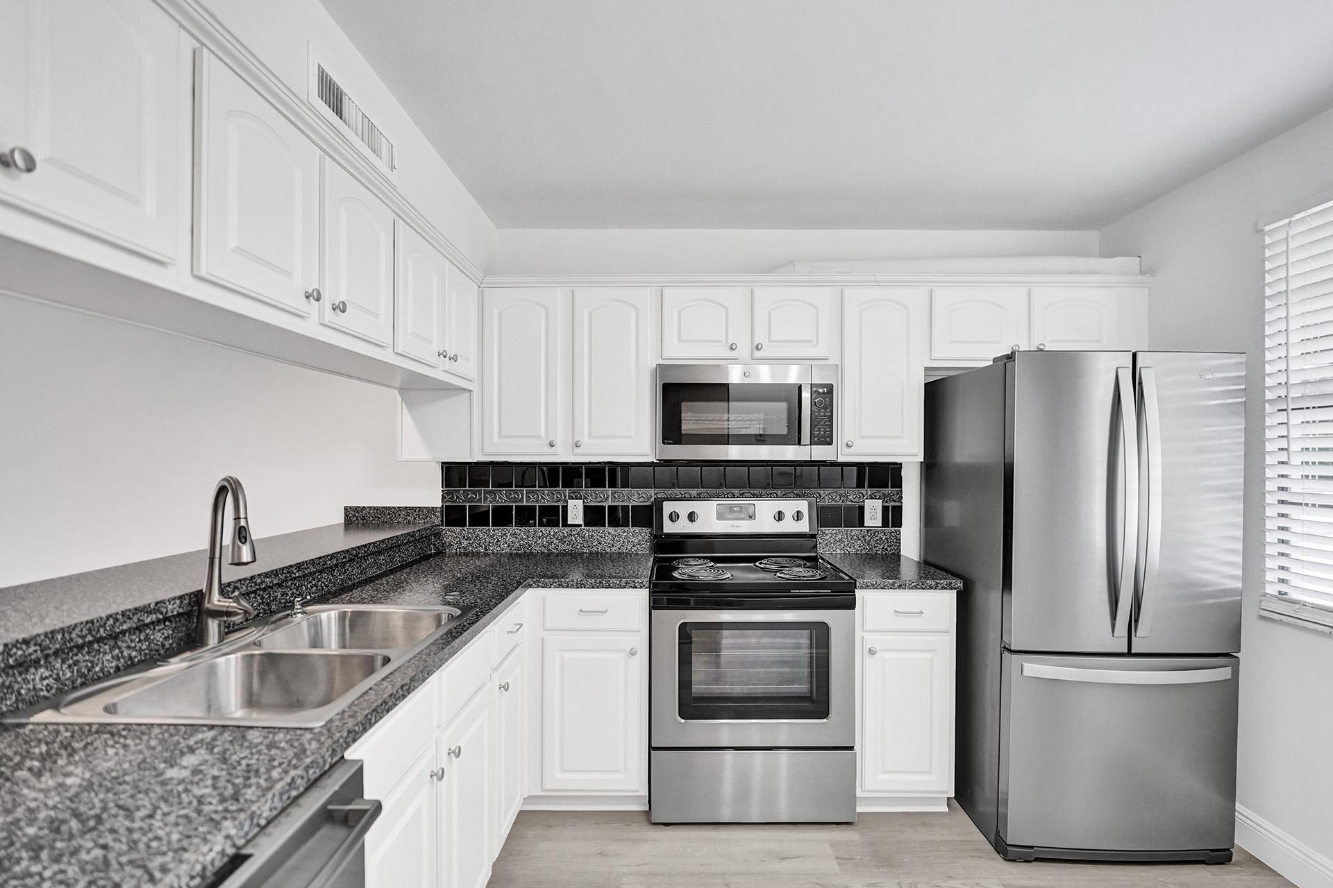 6061 Balboa Circle, Unit 103 Boca Raton, FL 33433 - Photo 6 of 34 DSC03348