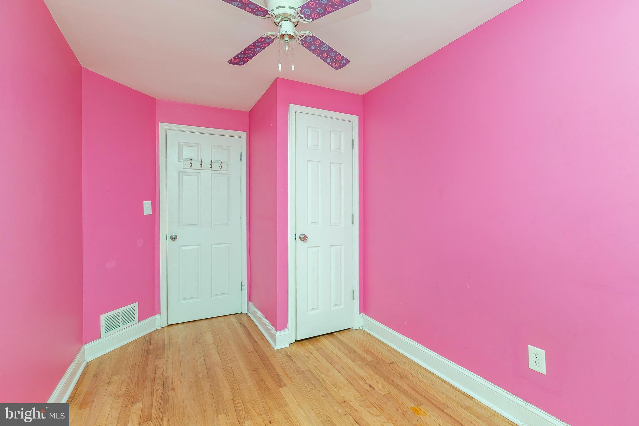 4921 St Gemma Road Baltimore, MD 21229 - Photo 15 of 33 a view of an empty room