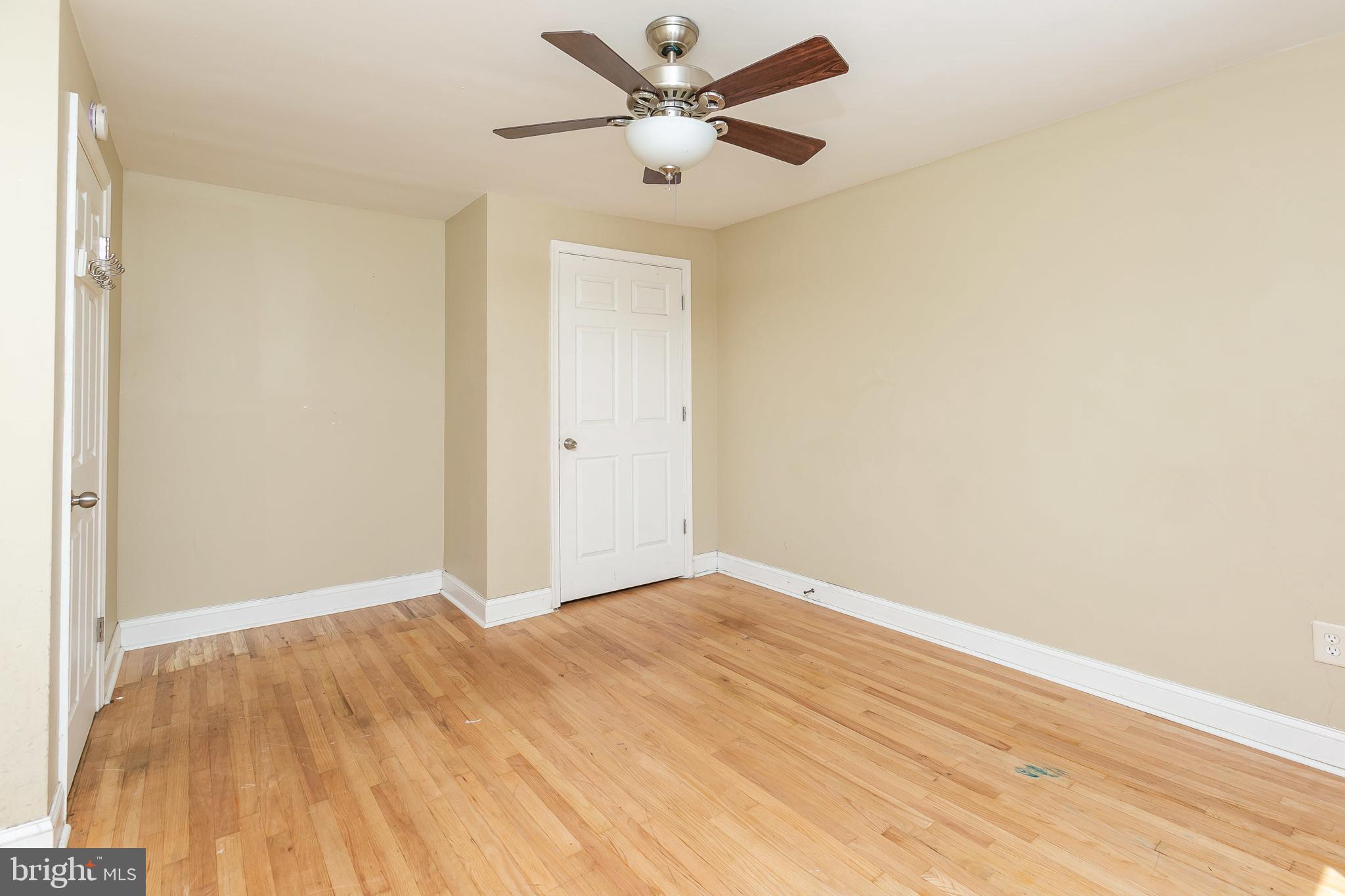 4921 St Gemma Road Baltimore, MD 21229 - Photo 17 of 33 a view of an empty room