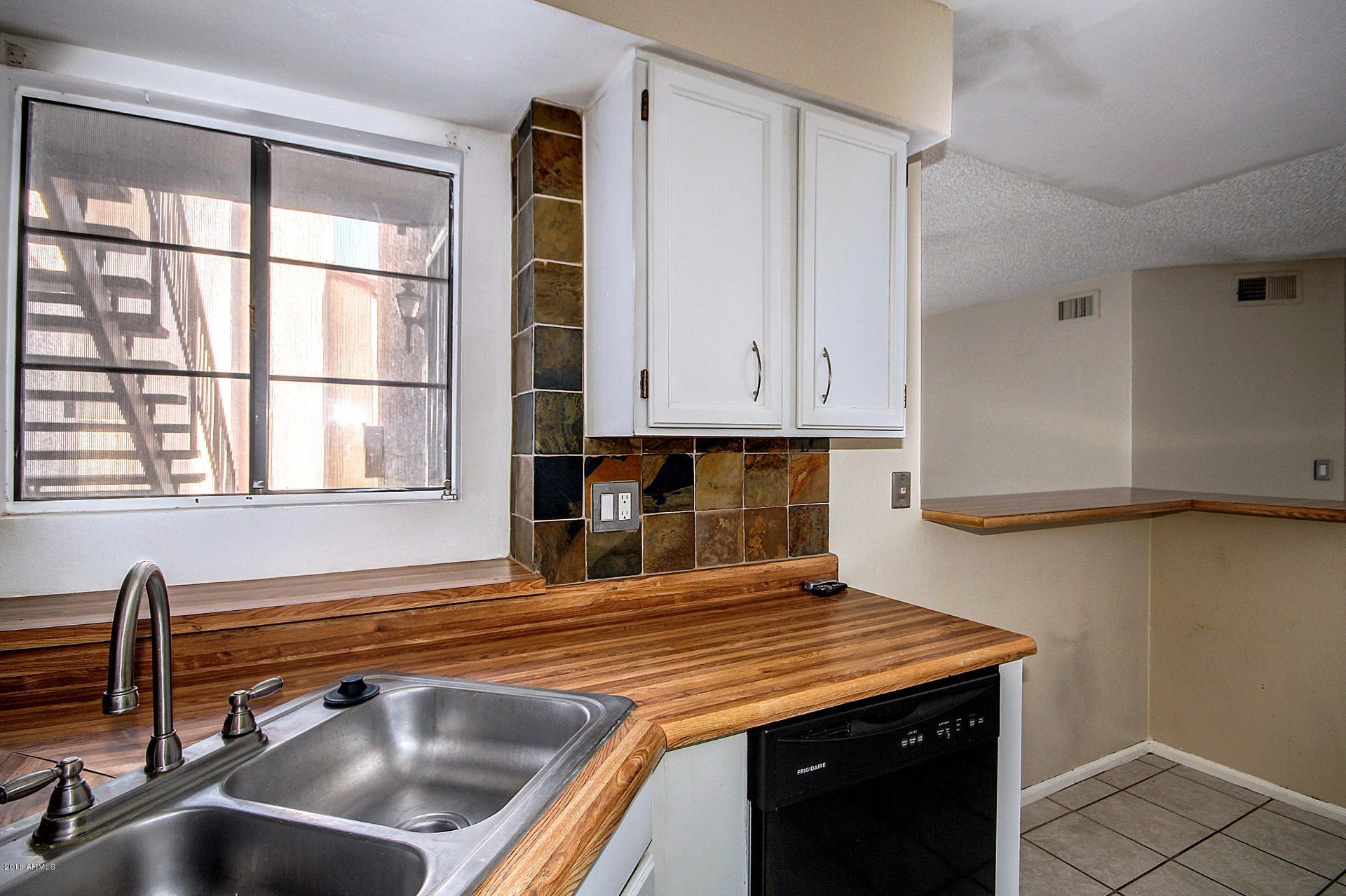 533 West Guadalupe Road, Unit 1066 Mesa, AZ 85210 - Photo 6 of 31 0006-Guadalupe 1066 (6)