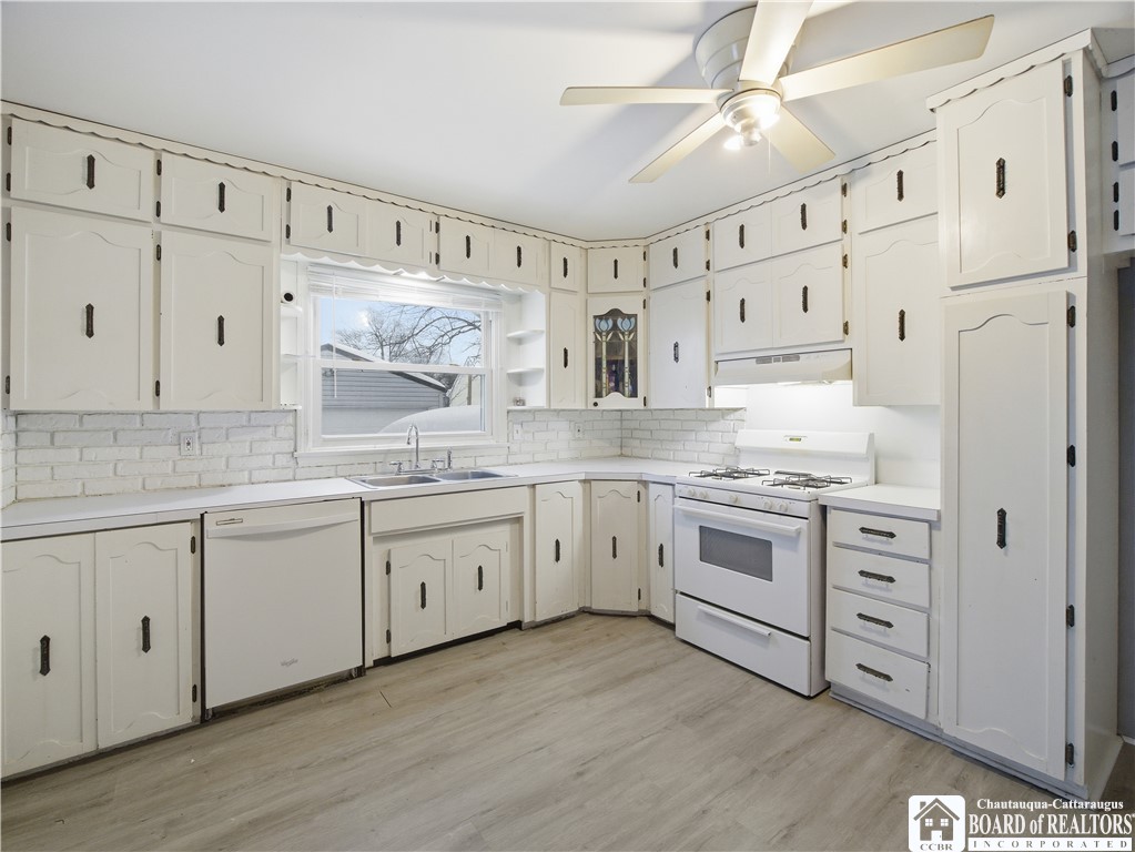 134 South Martin Street Dunkirk, NY 14048 - Photo 8 of 16