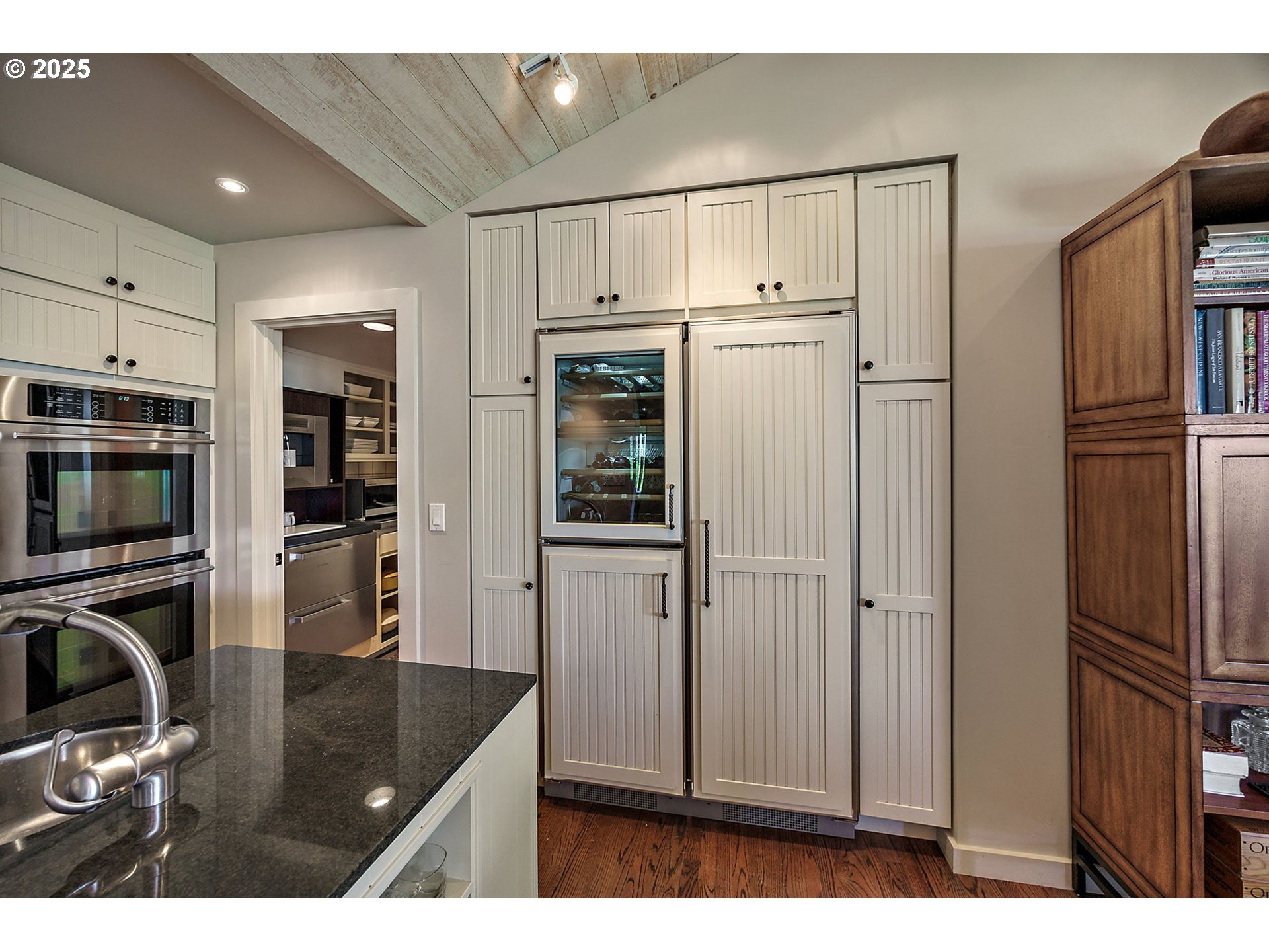 1630 Northwest Olmar Drive Grants Pass, OR 97526 - Photo 12 of 42