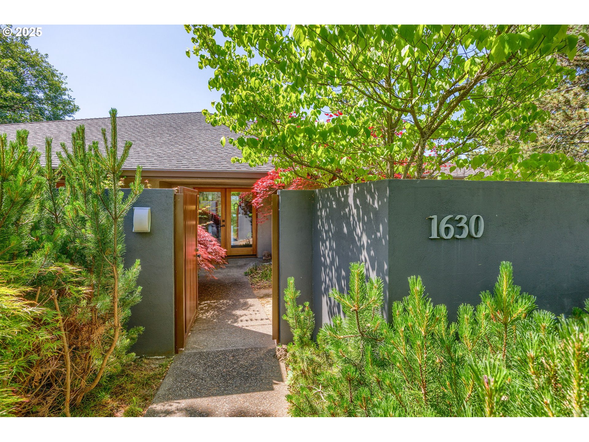 1630 Northwest Olmar Drive Grants Pass, OR 97526 - Photo 2 of 42 a view of outdoor space and yard
