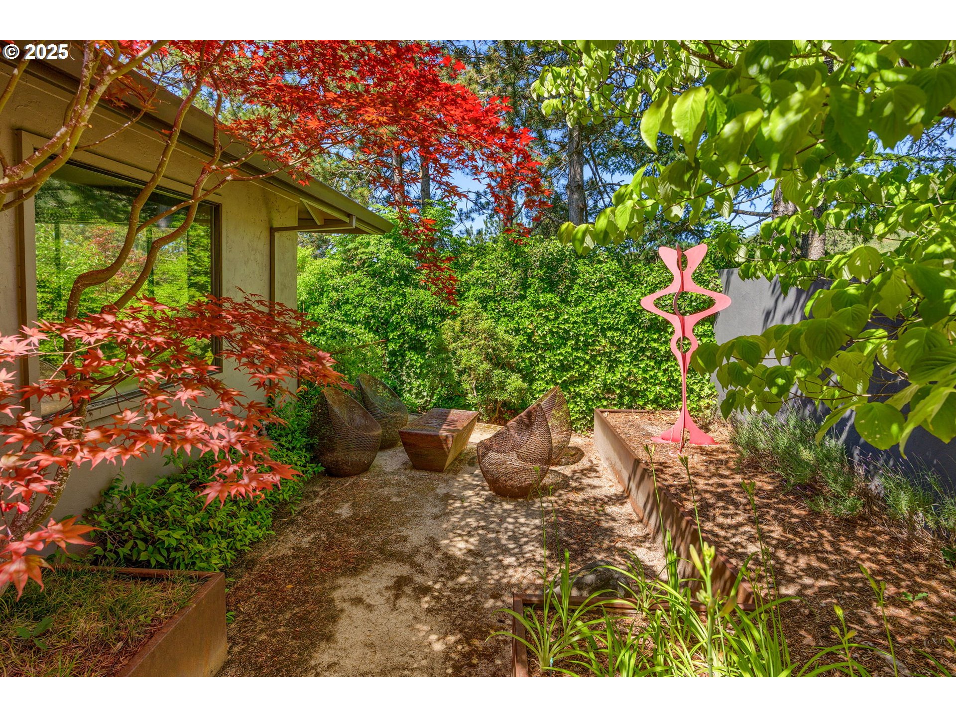 1630 Northwest Olmar Drive Grants Pass, OR 97526 - Photo 22 of 42 a view of a backyard