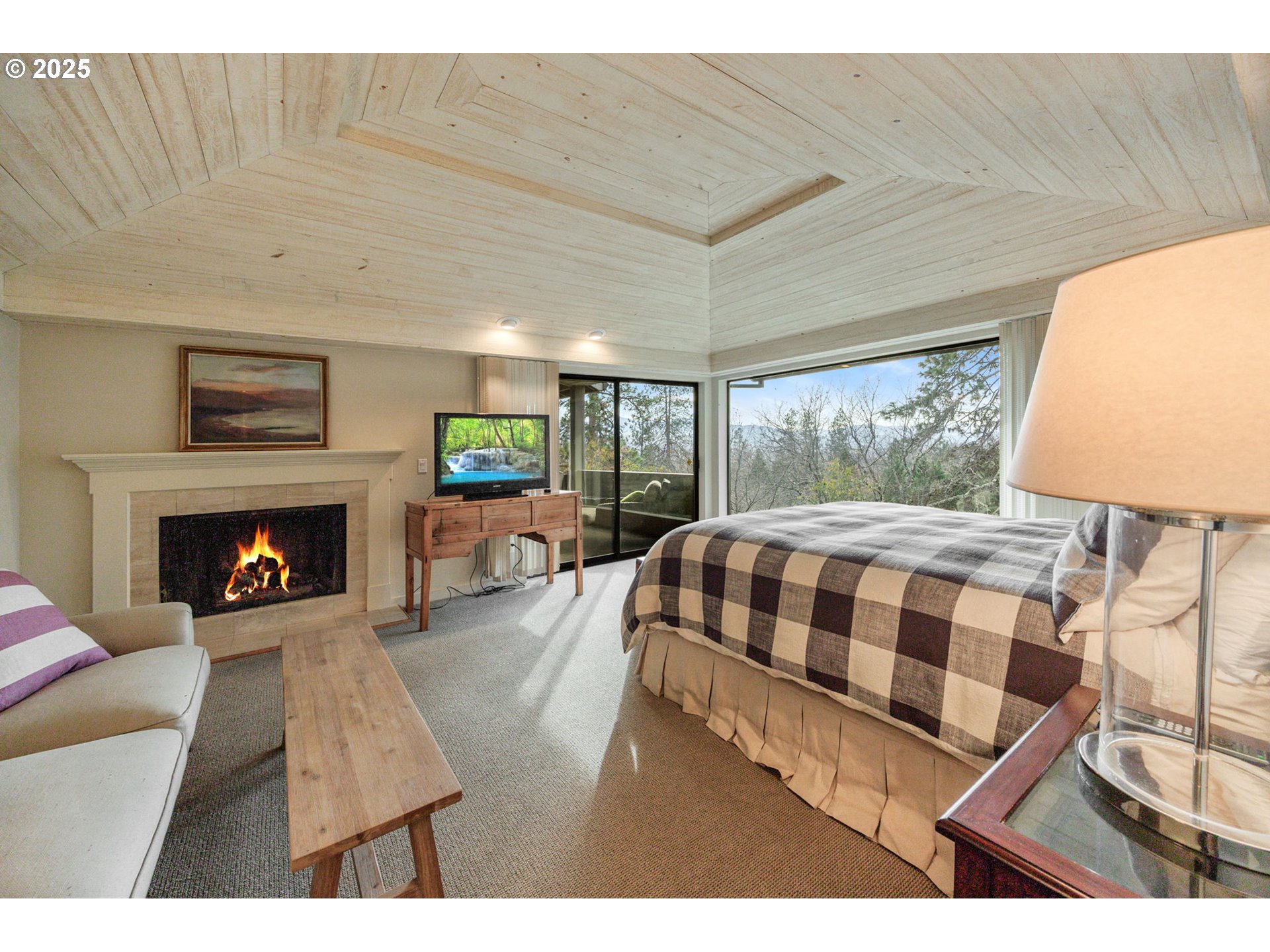 1630 Northwest Olmar Drive Grants Pass, OR 97526 - Photo 33 of 42 a living room with furniture and a fireplace