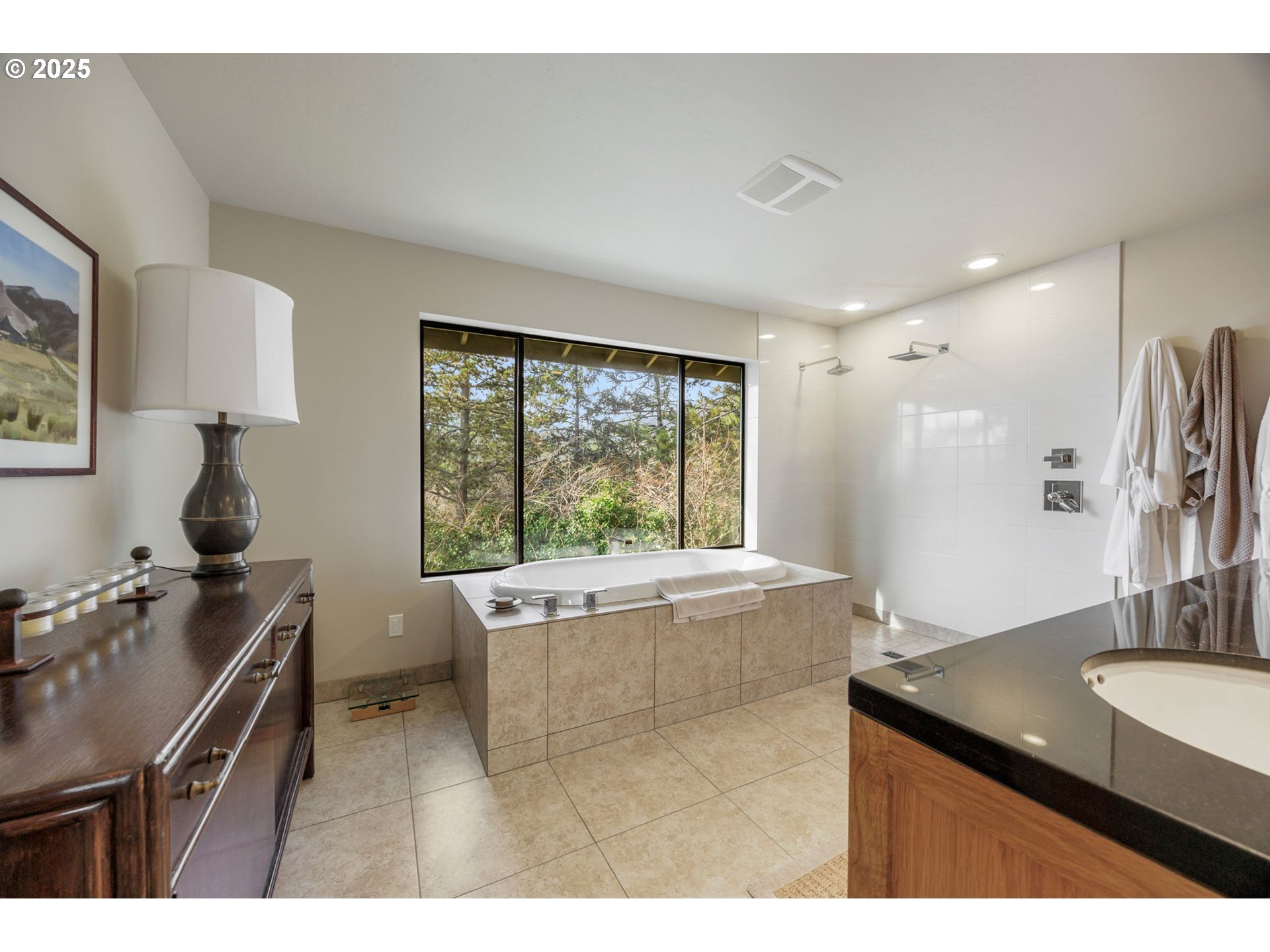 1630 Northwest Olmar Drive Grants Pass, OR 97526 - Photo 35 of 42 a living room with stainless steel appliances kitchen island granite countertop a sink a stove and a granite counter top